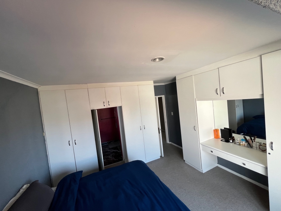 3 Bedroom Property for Sale in Summerstrand Eastern Cape